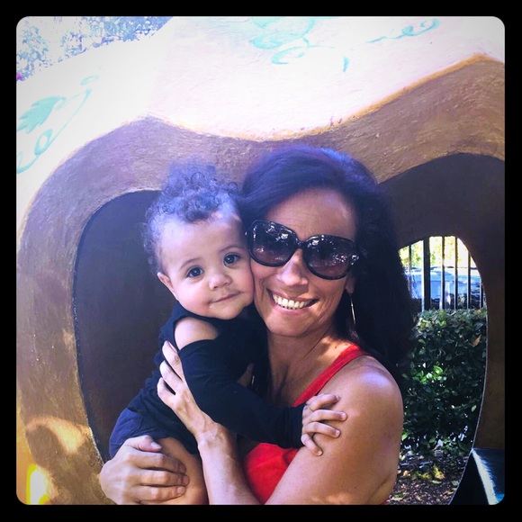 Meet your Posher, Gina - Picture 1 of 2